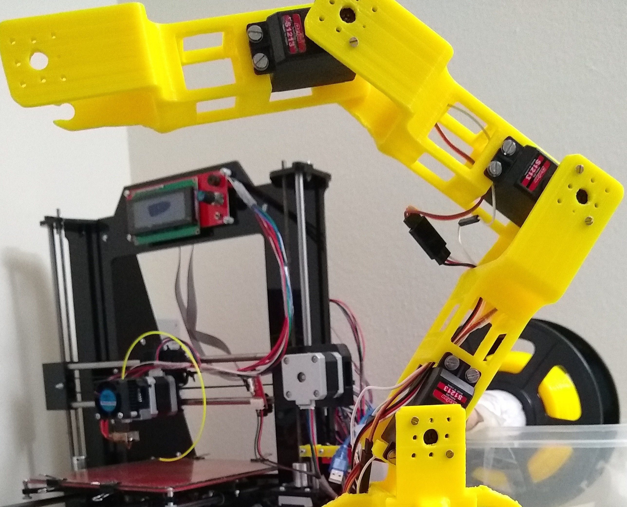 4-DOF Robotic Arm - Kinematics and Control